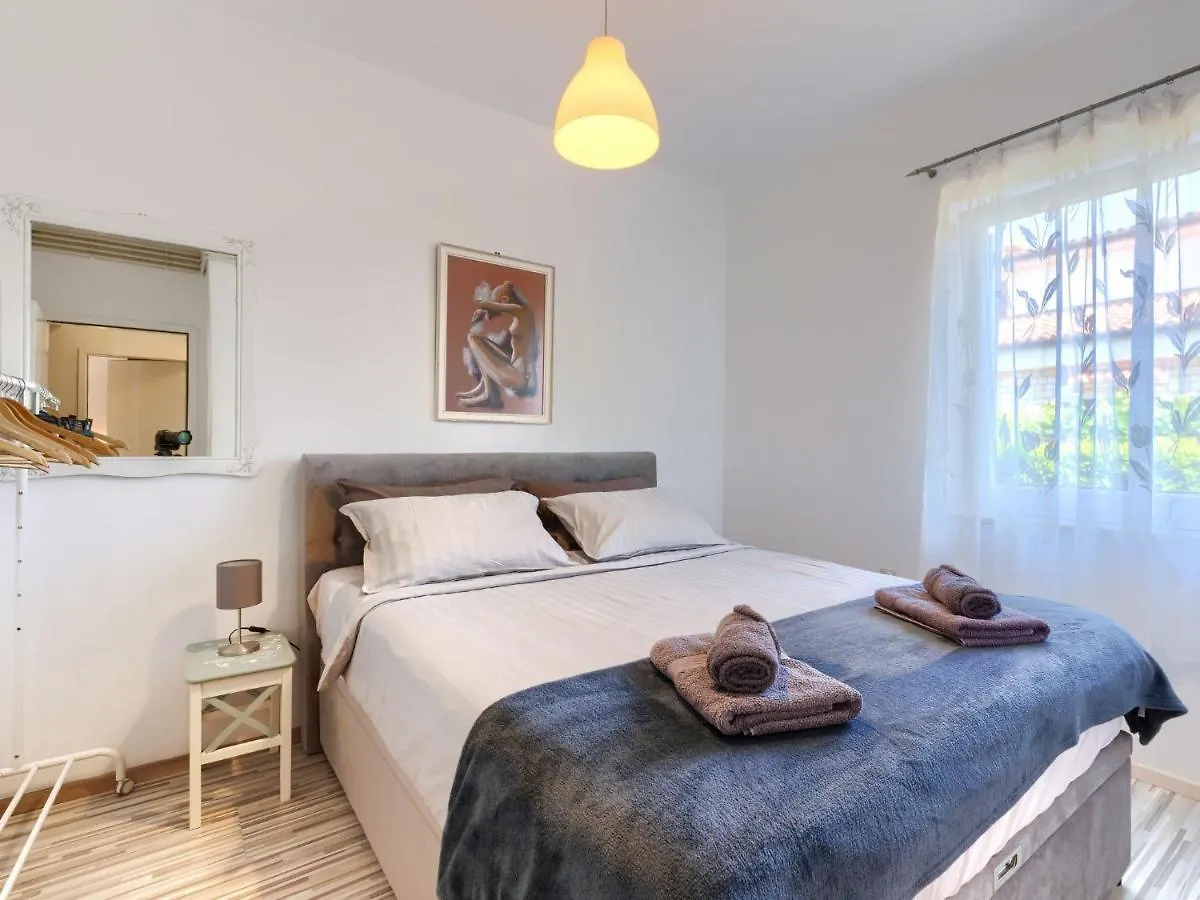 Apartment Villa Alba By Interhome Umag